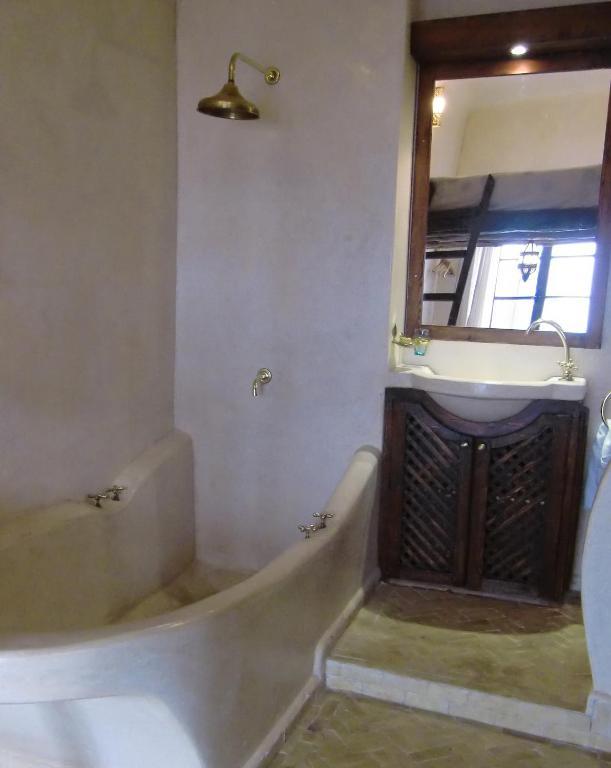 Riad Thais Szavíra Szoba fotó