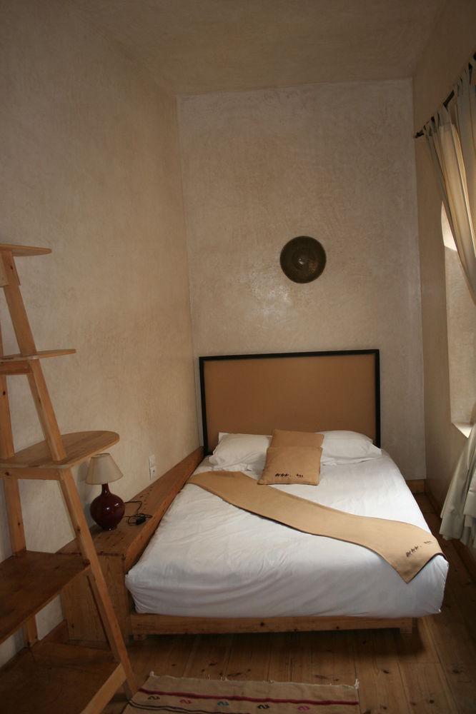 Riad Thais Szavíra Kültér fotó